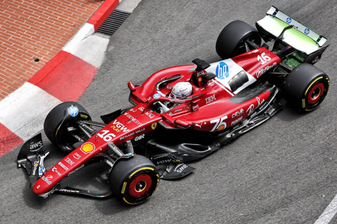 フェラーリ、F1モナコGP仕様のホワイトのレーシングスーツを発表