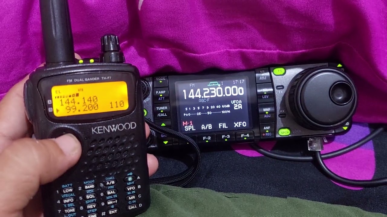 KENWOOD TH-F7 Review - YouTube