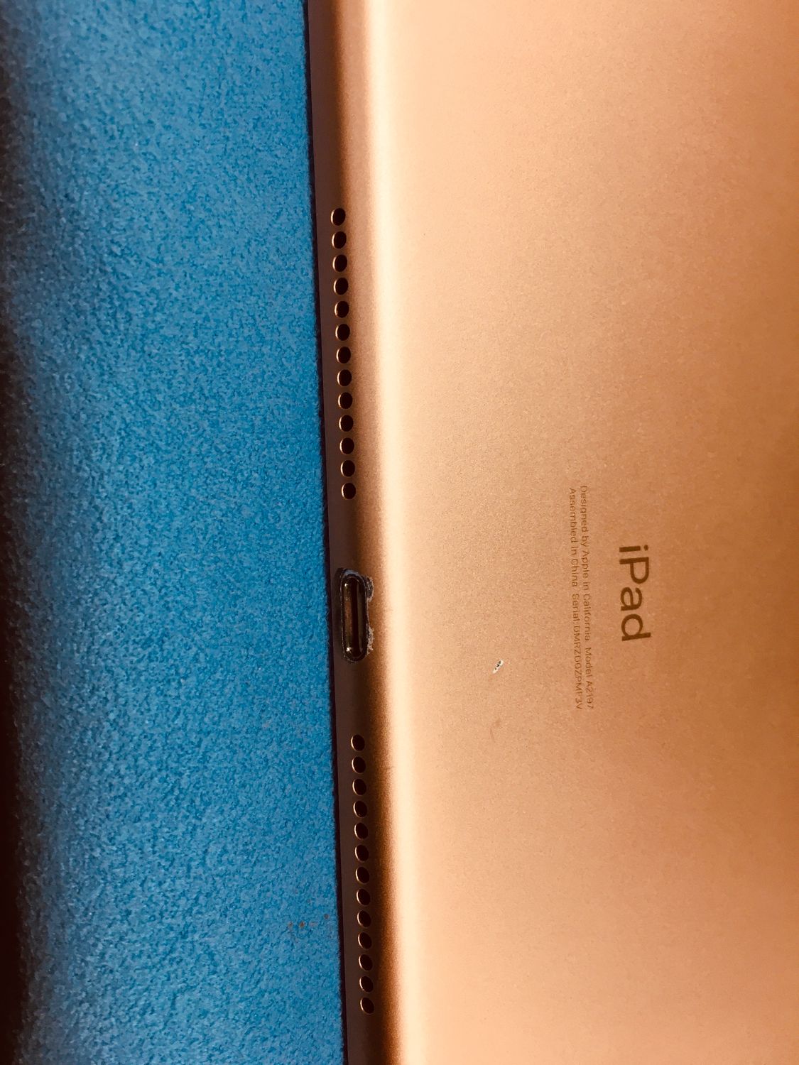 ムスビー｜【モバイルBOX】液晶美品 iPad 第7世代 Wi-Fi 32GB ゴールド