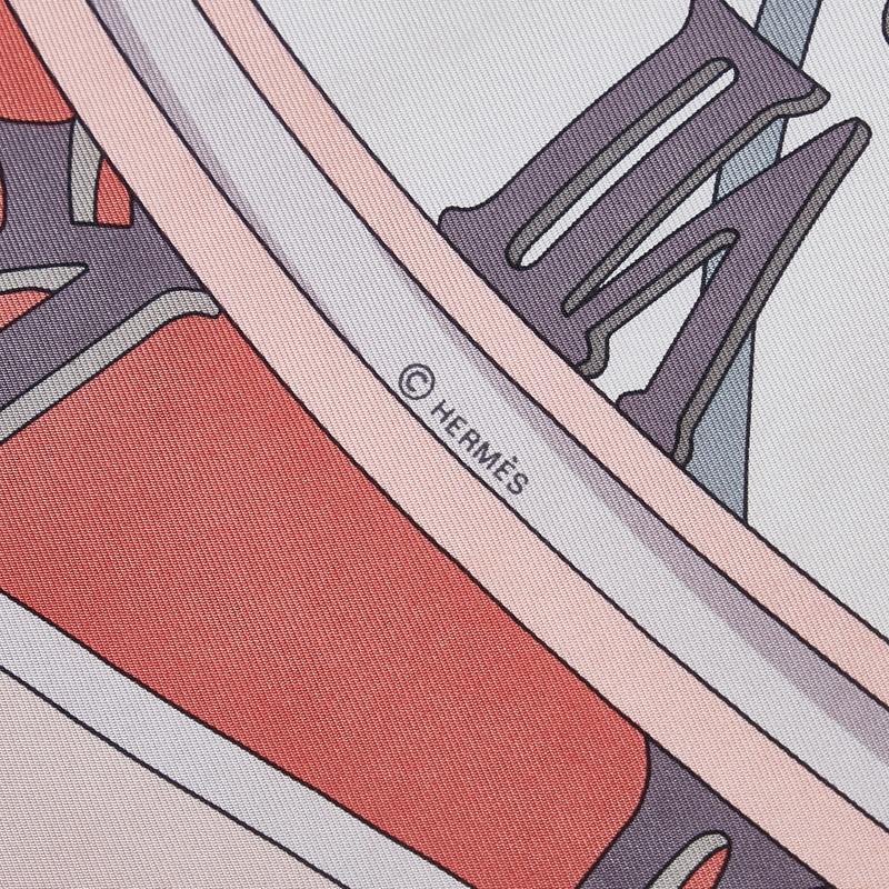 HERMES（エルメス） カレ90 MECANIQUE DU TEMPS 時の仕掛け スカーフ