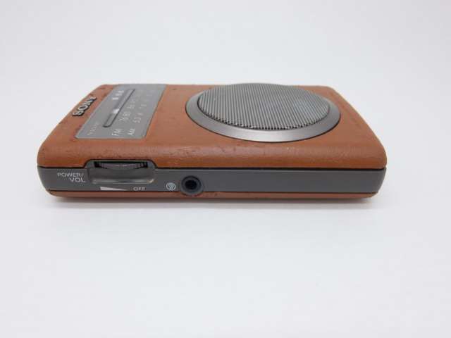 ICF-TR40 Pepper's Square 遠いページ