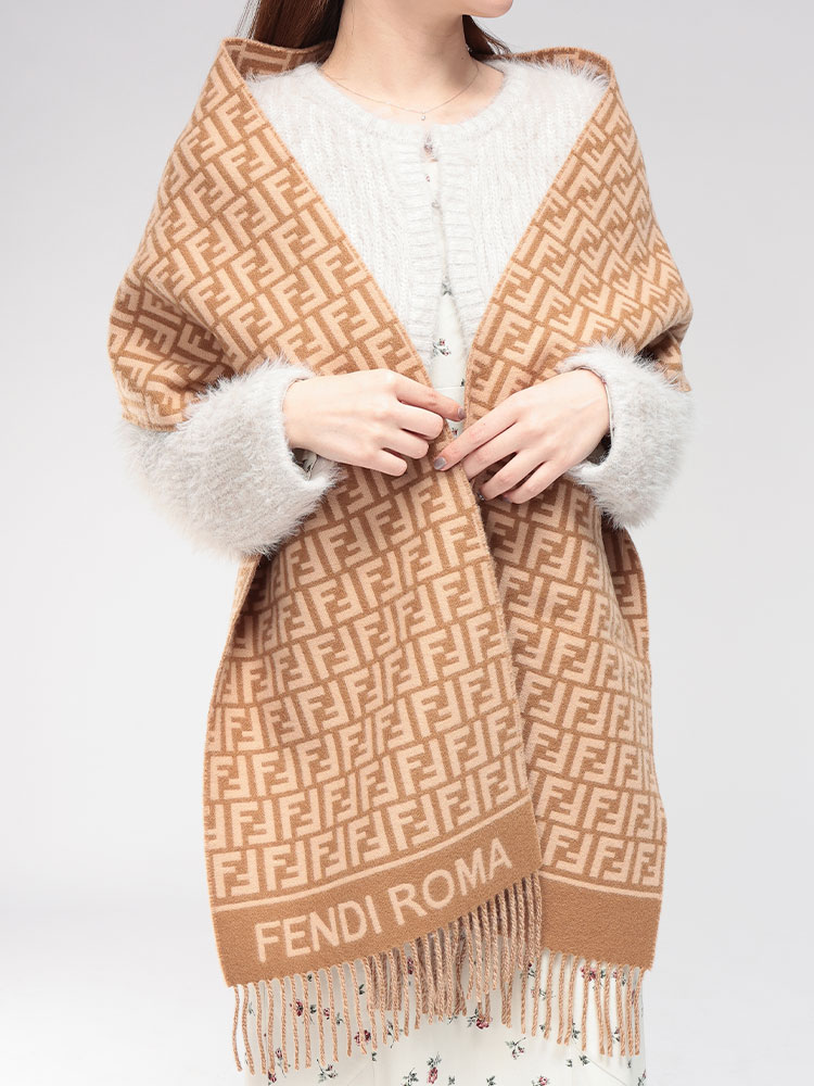 FENDI (フェンディ) カシミヤ混 ズッカ柄 総柄 フリンジ マフラー