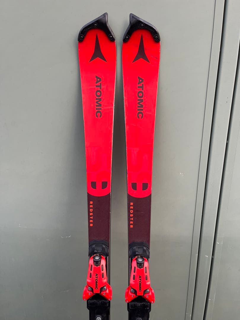 ケン　Atomic スキービンディング付き ATOMIC（アトミック） スキー板 MAVERICK 83 R + M10 GW ビンディング