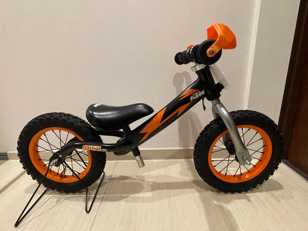 KTM　トレーニングバイク　2019年式　キックバイクスタンド付属　状態綺麗です 埼玉県バイクショップケイズ