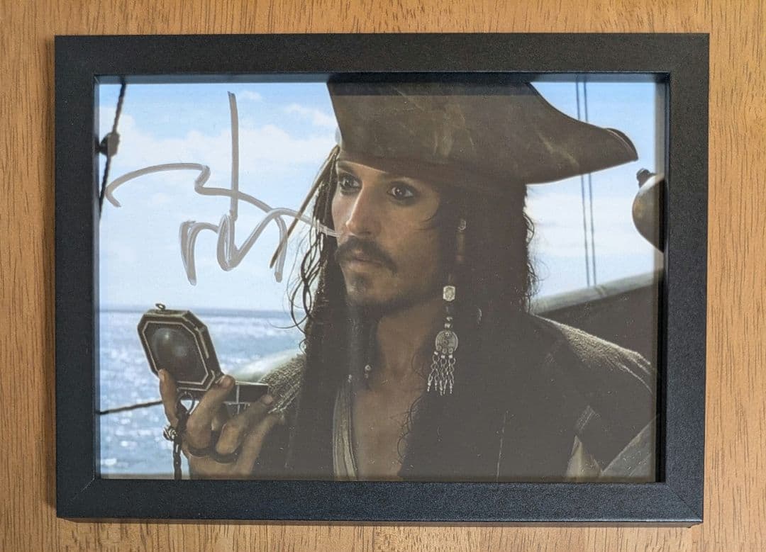 ジョニー・デップ　直筆サイン写真　東京コミコン　パイレーツ・オブ・カリビアン 東京コミコン ジョニーデップ 直筆サイン入り写真 ② パイレーツオブ