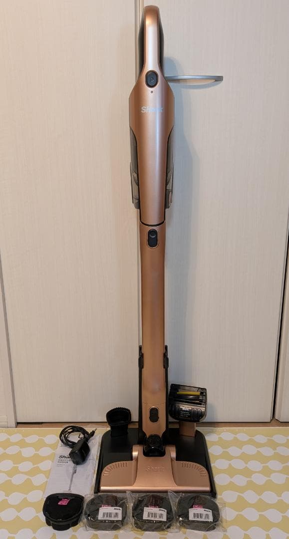 Shark シャーク 充電式サイクロンスティッククリーナー CH966JLC Shark（シャーク） 充電式サイクロンスティッククリーナー CH966J 掃除