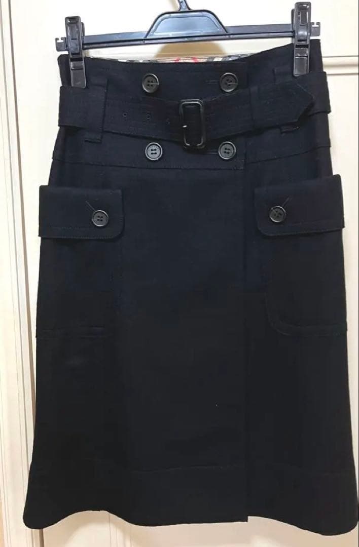 BURBERRYバーバリー三陽商会黒ウールスカート超美品 BURBERRY（バーバリー） 爆買 ブランドオフ シルク スカート 中古