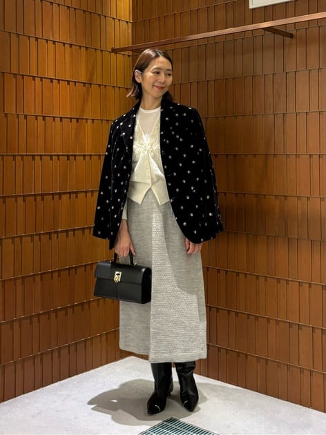 パールレースステッチ Vネックカーディガン｜トゥモローランド 公式通販